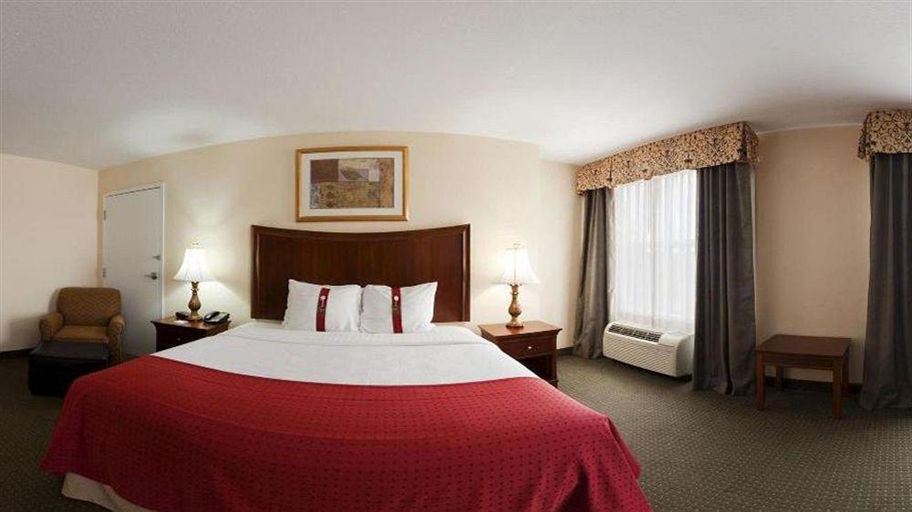 Holiday Inn Brunswick I-95 Exteriör bild